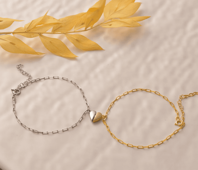 CARTE NOUS NOUS AIMANTS+2 BRACELETS COEUR MAGNETIQUE- R27 